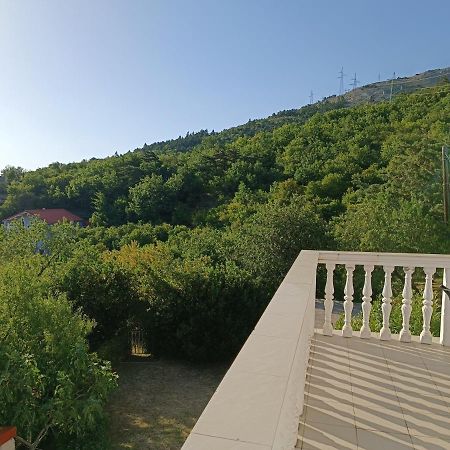 Appartement Valentino à Senj  Extérieur photo