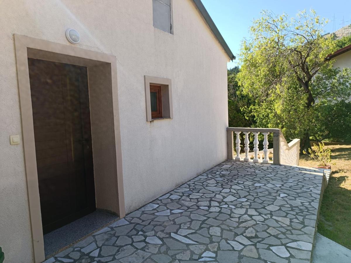 Appartement Valentino à Senj  Extérieur photo