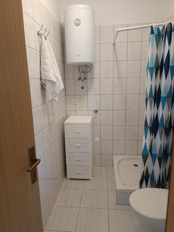 Appartement Valentino à Senj  Extérieur photo