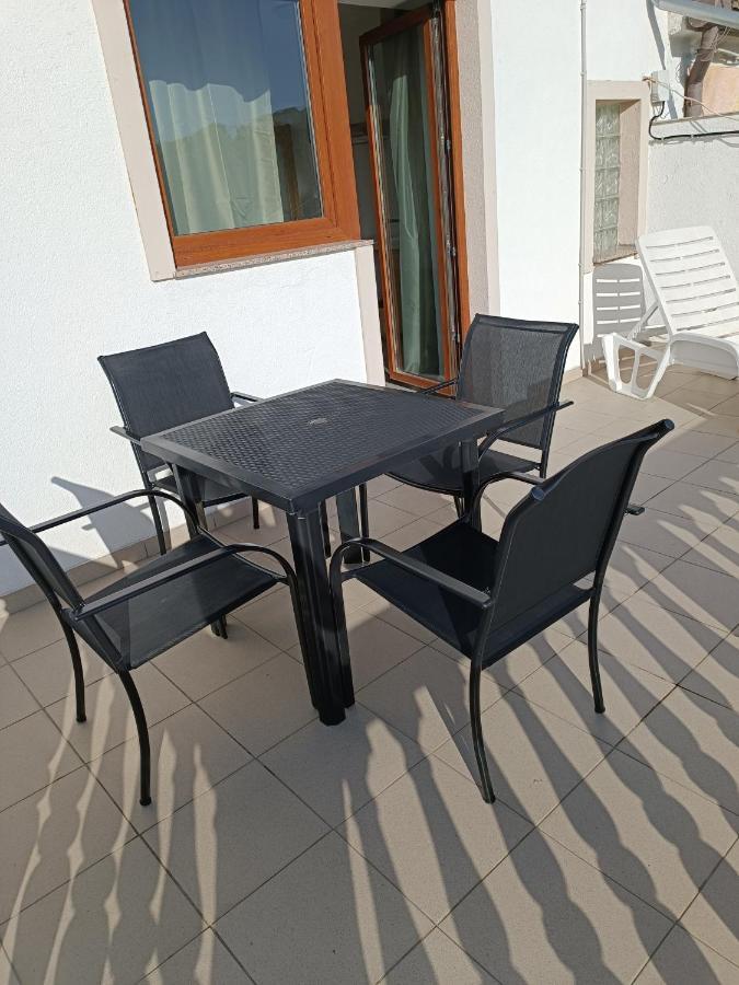 Appartement Valentino à Senj  Extérieur photo